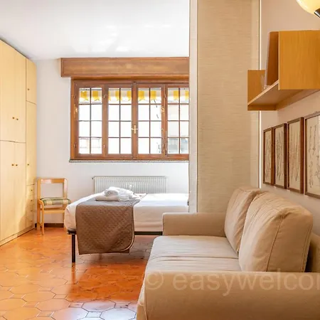 Easywelcome Casartelli Flat בלאג'יו