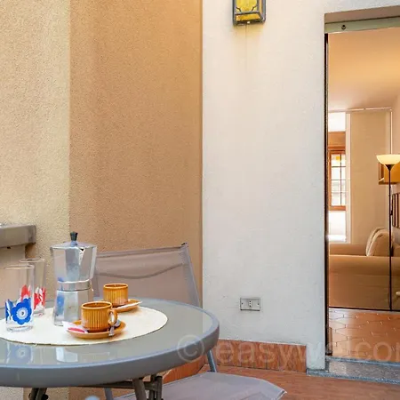 Easywelcome Casartelli Flat * בלאג'יו
